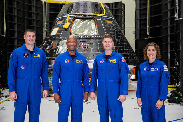 SpaceX, NASA delay astronaut launch for 'additional analysis