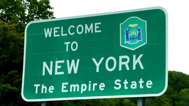 Welcome to New York sign 