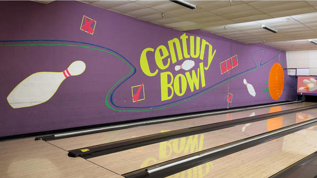 Person steals from Michigan bowling league raising money for children with special needs 