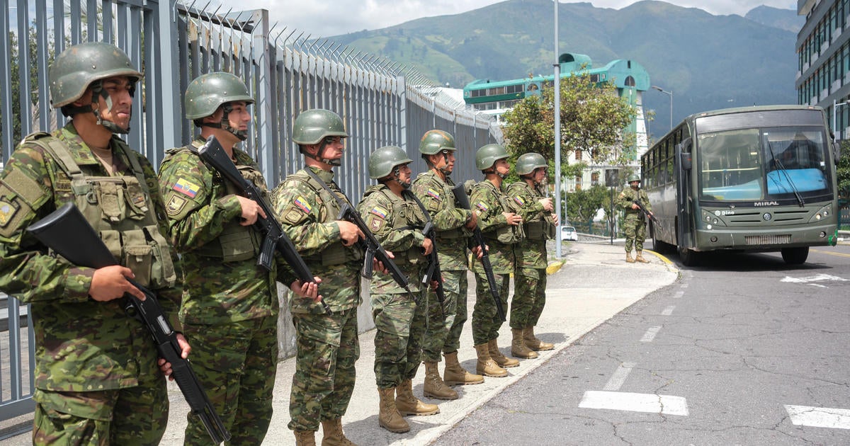 Soldiers patrol streets in Ecuador as government and cartels declare war on each other