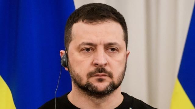 Ukraine's Zelenskyy replaces top general in major shake-up at pivotal moment in war with Russia