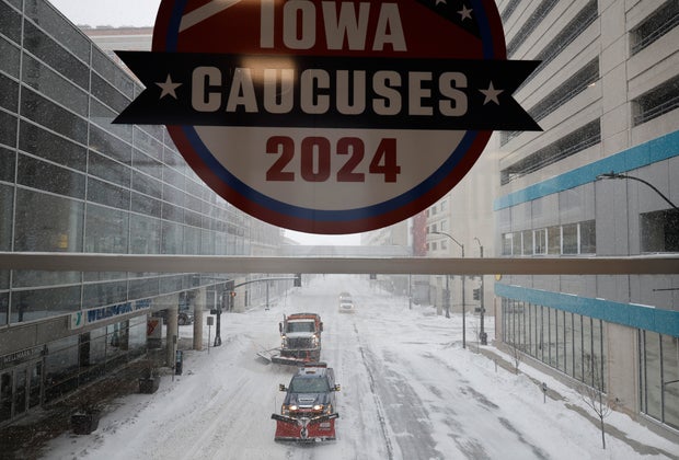 Iowa Prepares For State's Caucuses, As Large Snowstorms Hit The State