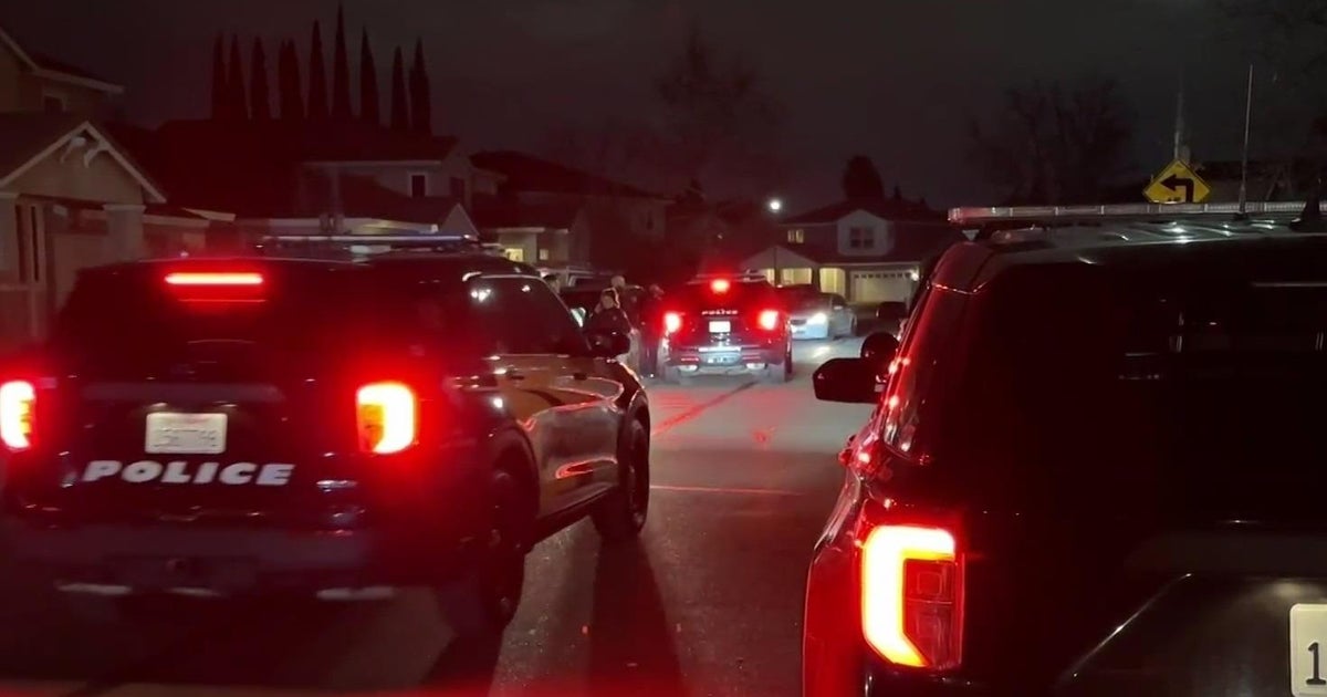 3 armed suspects arrested after car chase in Elk Grove, sheriff says