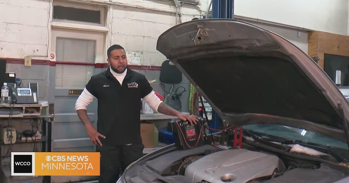 How to properly jump your car's battery - CBS Minnesota