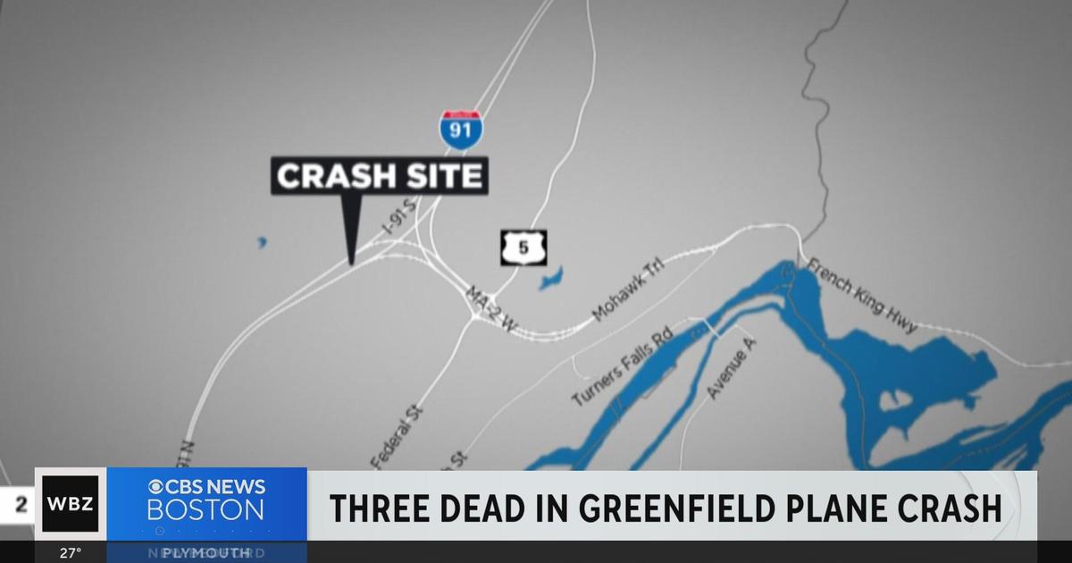 3 people killed in western Massachusetts small plane crash