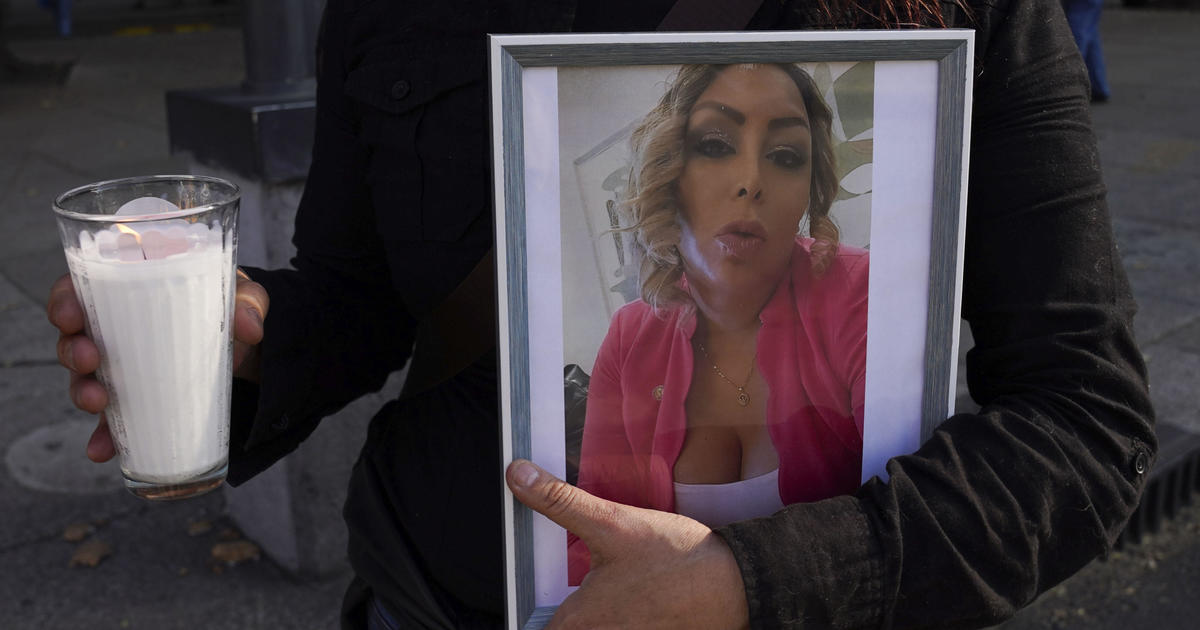 Политик сред най-малко 3-ма транссексуални хора, убити в Мексико още този месец, тъй като вълна от убийства предизвика протести