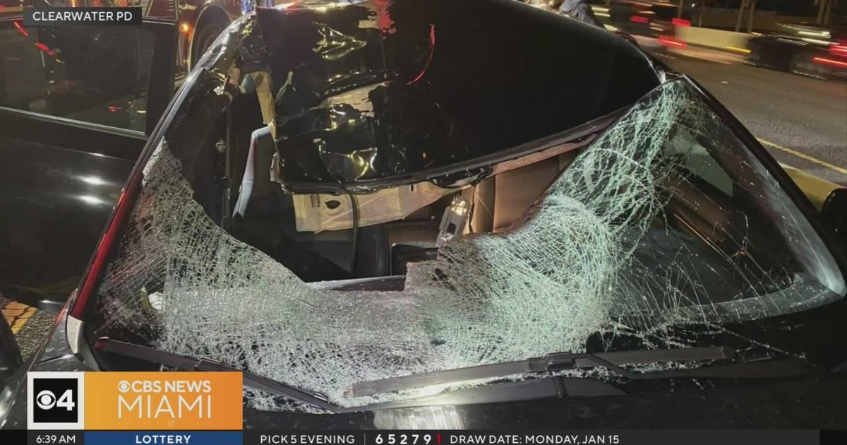 Mom, daughter terrified just after flying tire smashes car or truck windshield Mom, daughter terrified just after flying tire smashes car or truck windshield