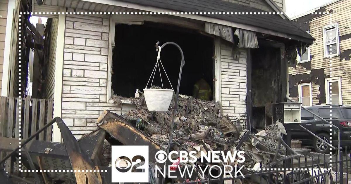 13 People Displaced In Jersey City House Fire - CBS New York