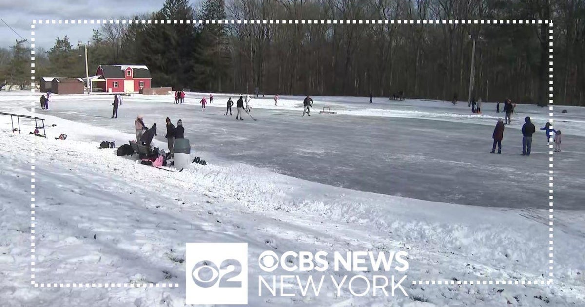 Tri-State Area residents coping with bitter cold - CBS New York