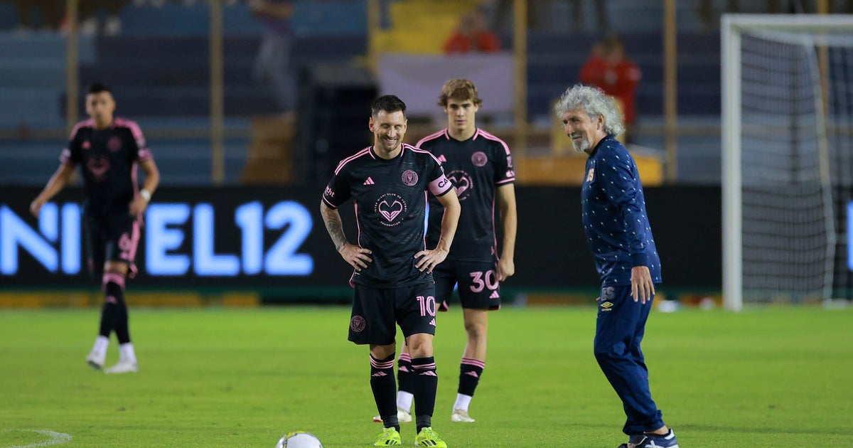 Messi, Inter Miami kick off preseason at sold-out Cuscatlán Stadium in El Salvador Messi, Inter Miami kick off preseason at sold-out Cuscatlán Stadium in El Salvador