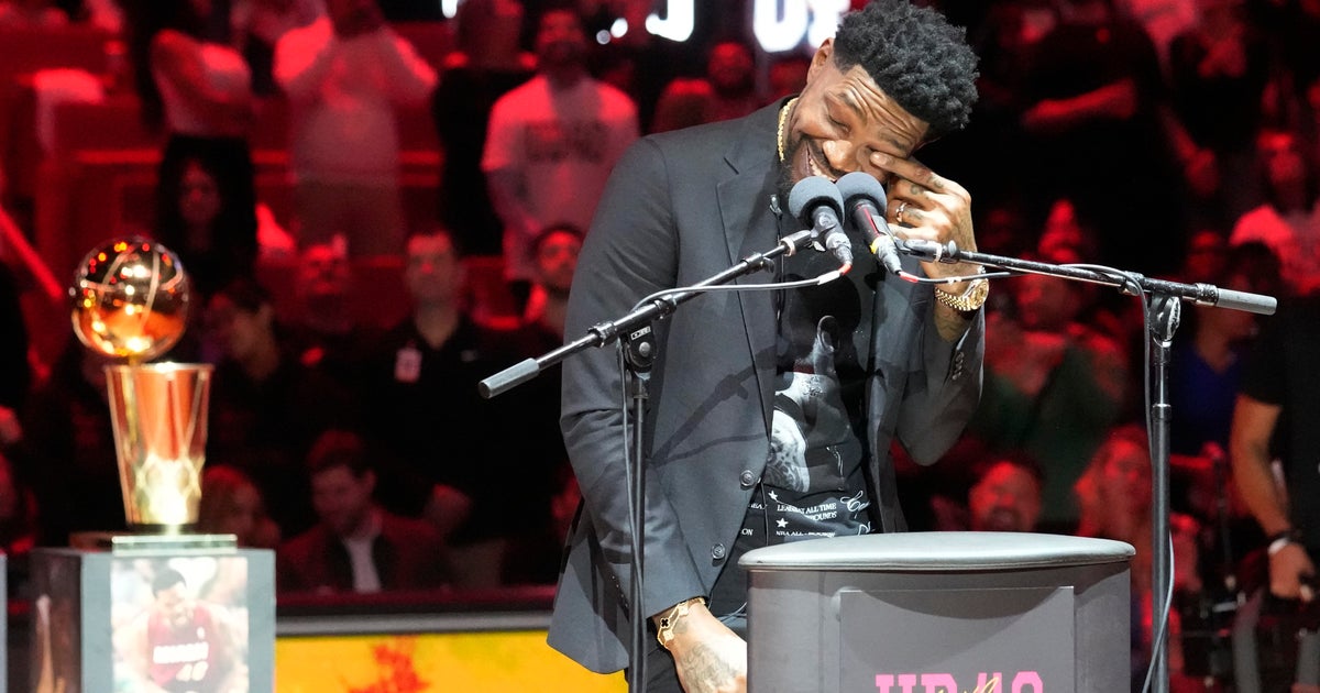 Miami Heat retire Udonis Haslem’s No. 40 jersey Miami Heat retire Udonis Haslem’s No. 40 jersey