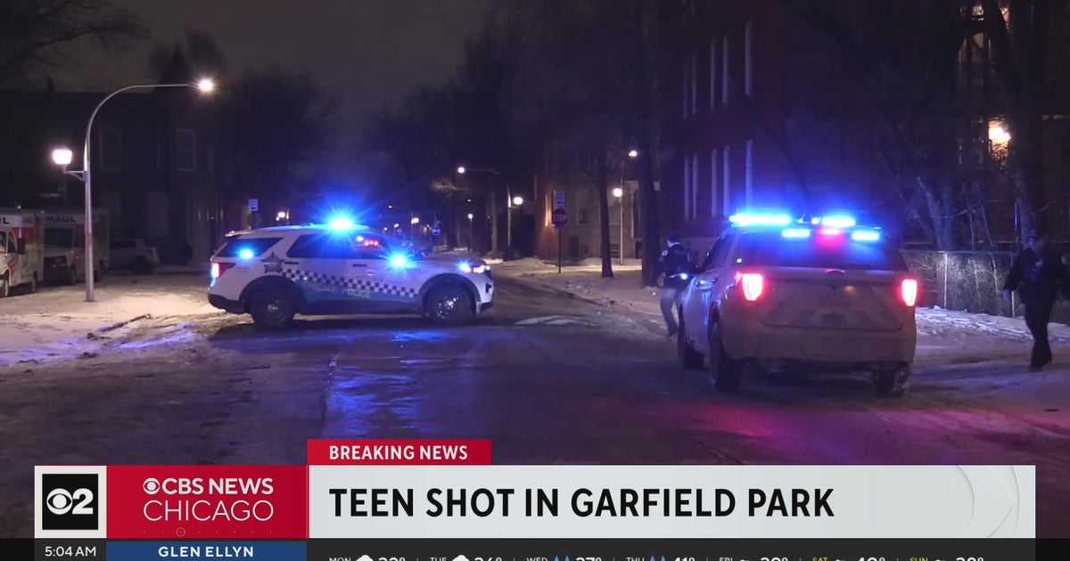 13-year-old boy shot while walking on Chicago's West Side - CBS Chicago
