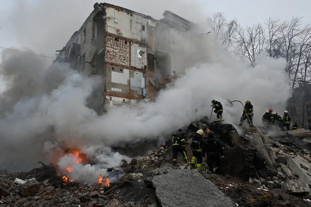 Russia hits Ukraine's biggest cities with deadly missile attack as Moscow blames U.S. for diplomatic deadlock