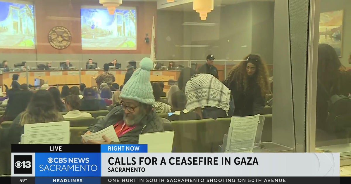 Group calls for Gaza ceasefire at Sacramento City Council meeting
