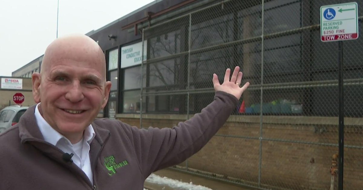 2 Chicago nonprofits serving the disabled finally get handicapped parking - CBS Chicago