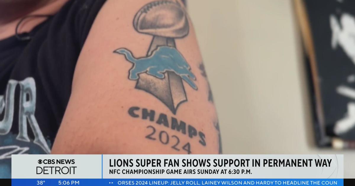 Rangers fans celebrate World Series championship with tattoos | wfaa.com