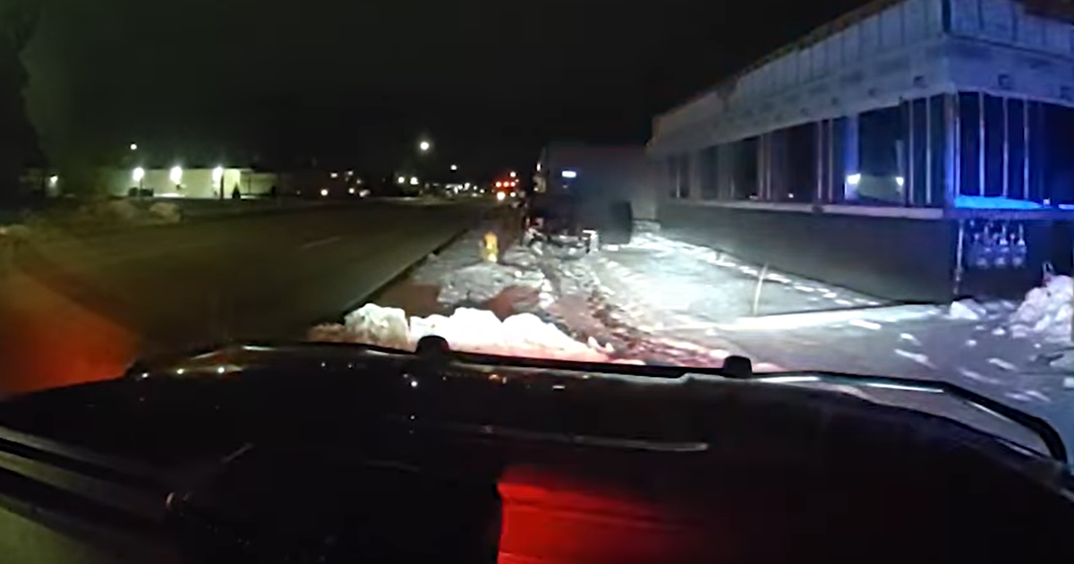 Drugs found after suspect crashes into light pole in stolen vehicle ...