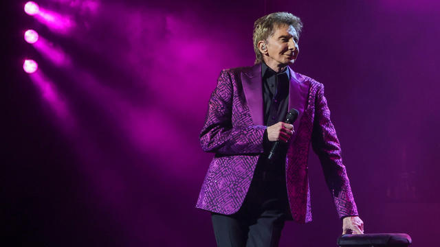 Barry Manilow To Break Elvis Presley's Record For Shows At The Westgate Las Vegas Resort & Casino's International Theater 