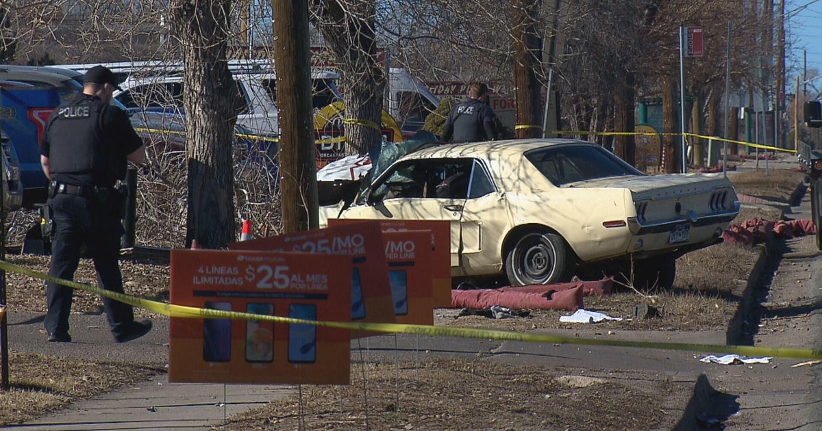 Neighbors mourn woman struck, killed by car while walking on Colorado ...