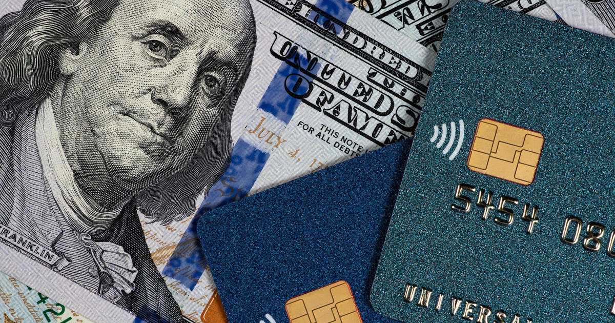 Лихвените проценти са поставени на пауза — ето какво означава това за потребителите на кредитни карти