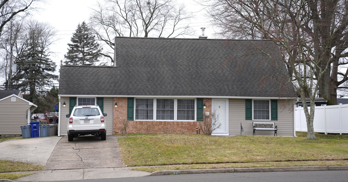 Beheading video posted on YouTube prompts response from social media platform CBS News Beheading video posted on YouTube prompts response from social media platform CBS News