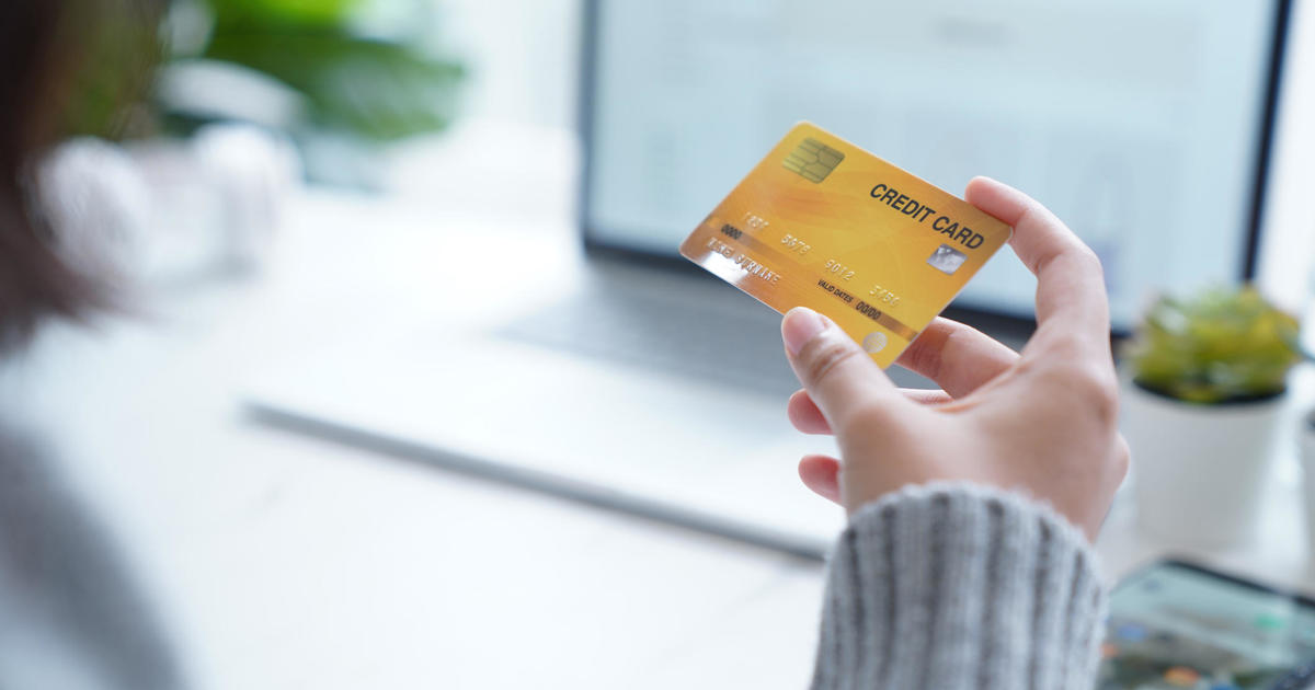 4 неща, които потребителите на кредитни карти трябва да правят с лихвени проценти на пауза