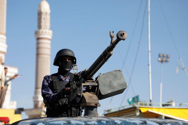 Houthis demonstrate against USA and Israel in Sanaa 