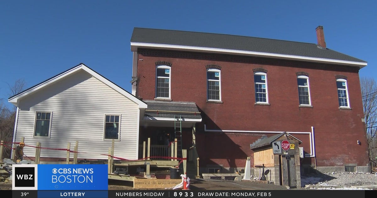 Templeton community rallies together to rebuild Otter River Pub after