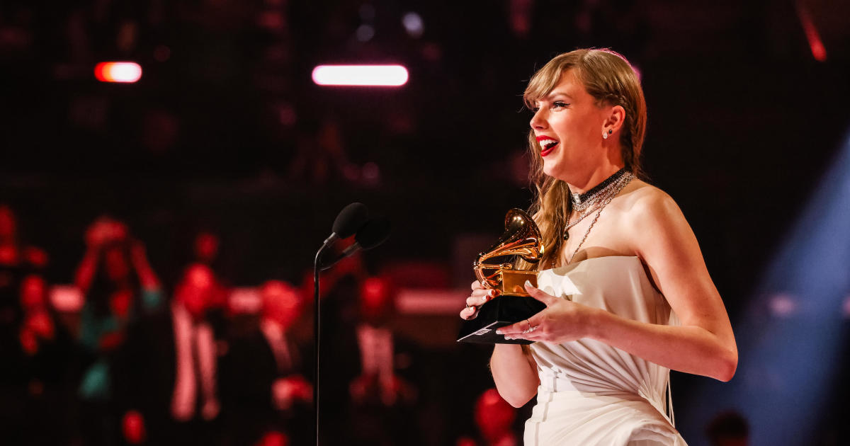 Тейлър Суифт влиза в историята на Грами с четвъртата победа за албум на годината