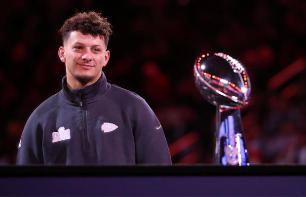 patrick-mahomes-super-bowl.jpg 