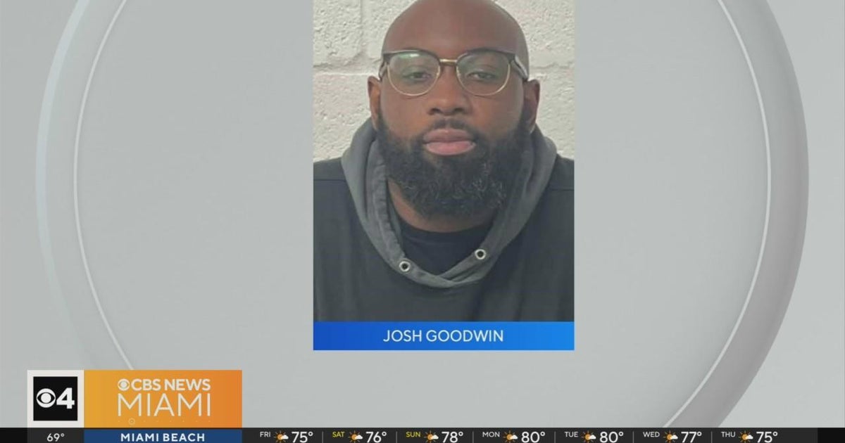 Homestead instructor accused of sending innappropriate texts to student