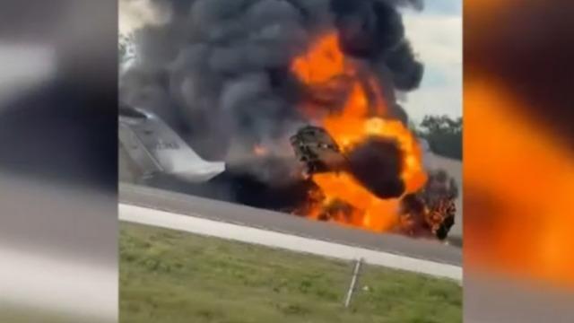 cbsn-fusion-new-details-on-deadly-plane-crash-on-florida-highway-thumbnail-2675222-640x360.jpg 