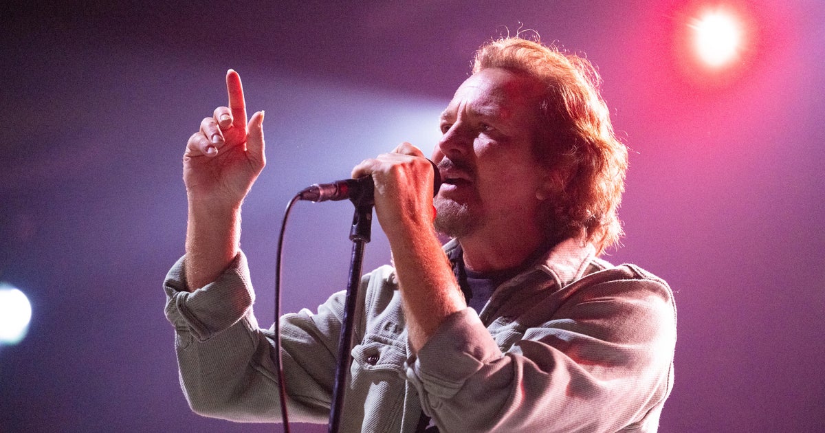 Pearl Jam announces new album, new world tour; Sacramento date set for May