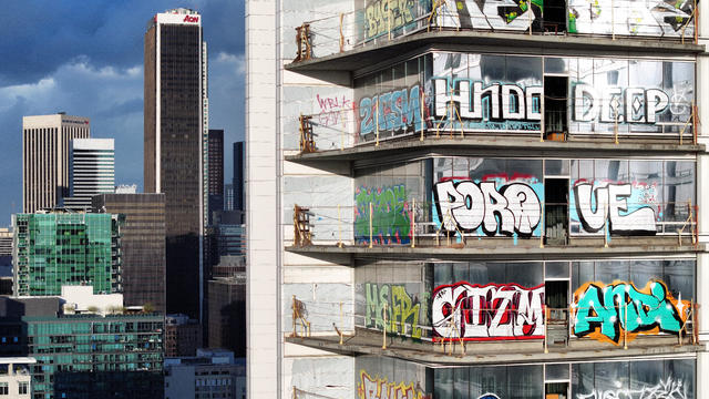 27 Floors Of Unfinished L.A. Luxury Skyscraper Tagged With Graffiti 
