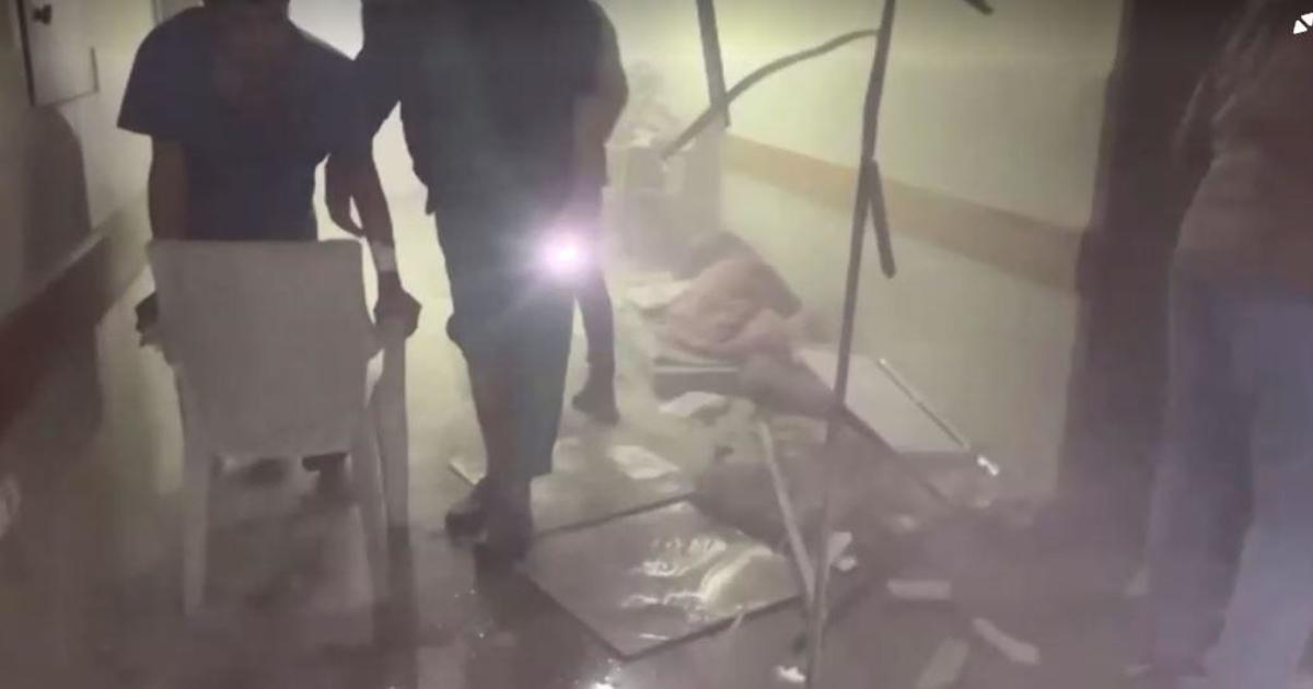 Израелските сили нахлуха в четвъртък в болница Ал Насър в