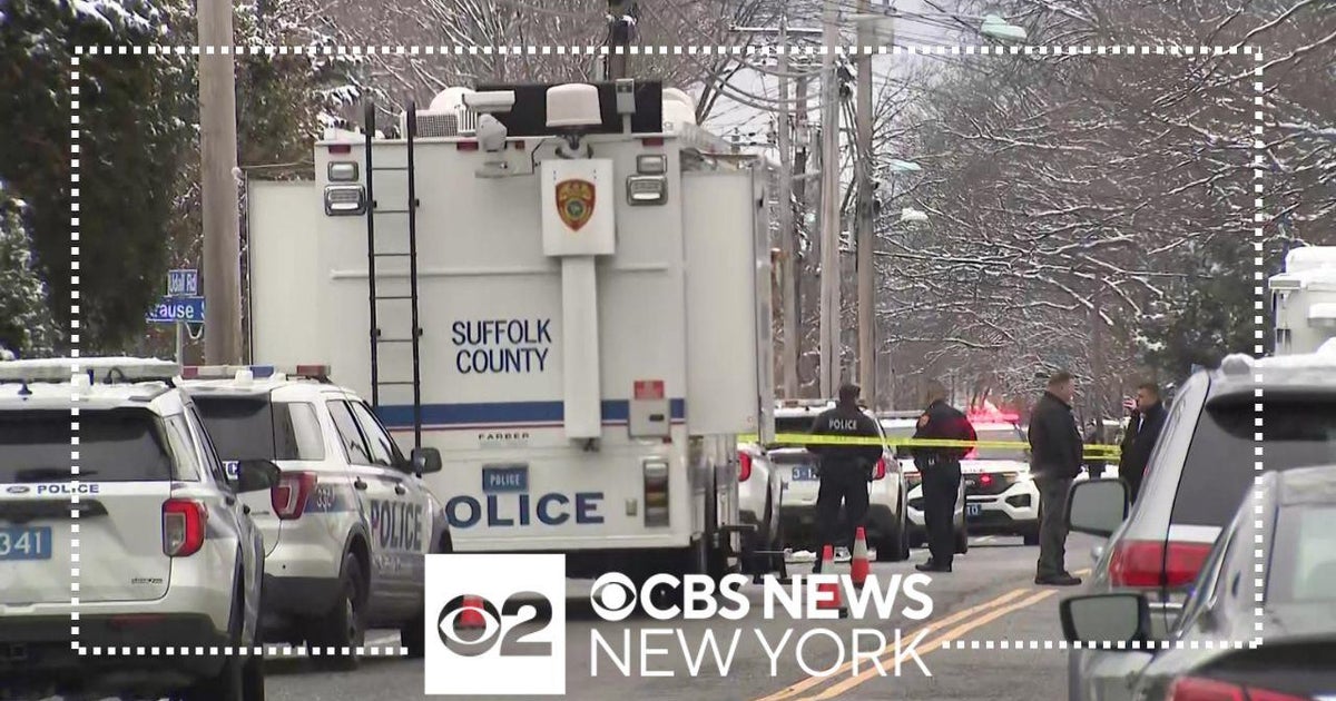 Man fatally shot after stabbing officer on Long Island, police say ...