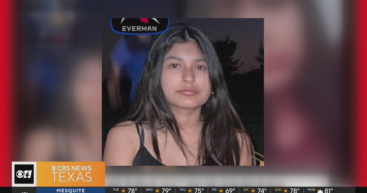 Everman police searching for missing teen - CBS Texas