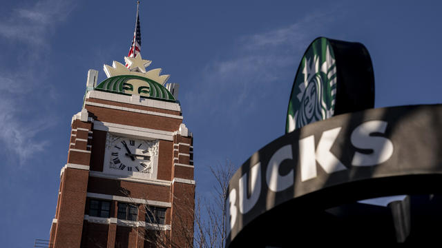 Starbucks's Store Repositioning, Improved Tech Expected To Boost US Sales In 2023 