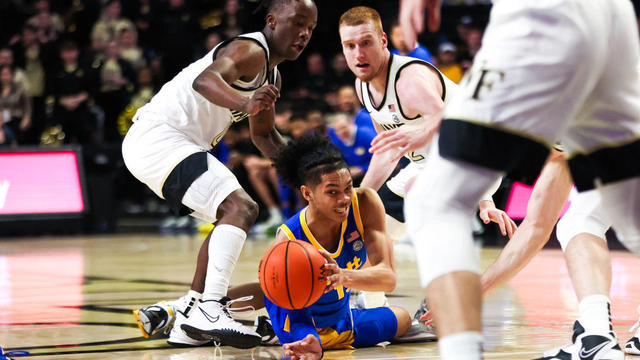 COLLEGE BASKETBALL: FEB 20 Pittsburgh at Wake Forest 
