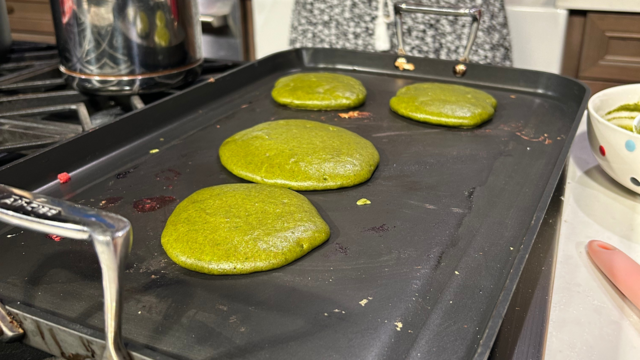 chef-janet-green-pancakes.png 