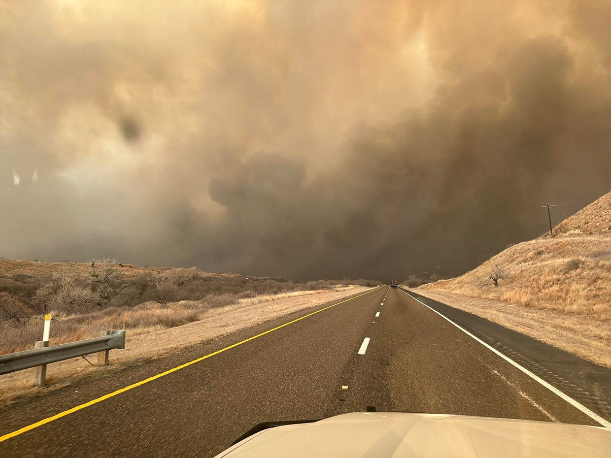 Smokehouse Creek fire in Hutchinson County 