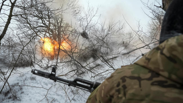 Ukrainian servicemen self propelled howitzer towards Russian troops at a front line near the town of Chasiv Yar 
