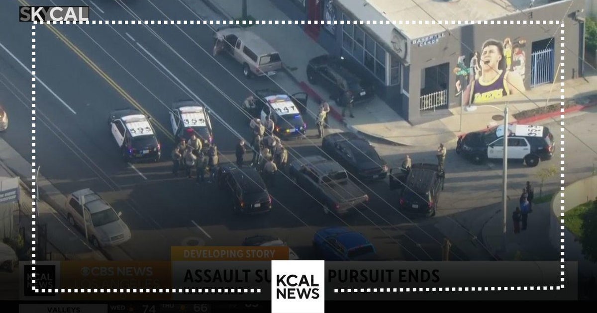 Assault and battery pursuit suspect gives up on his own in Hawthorne ...