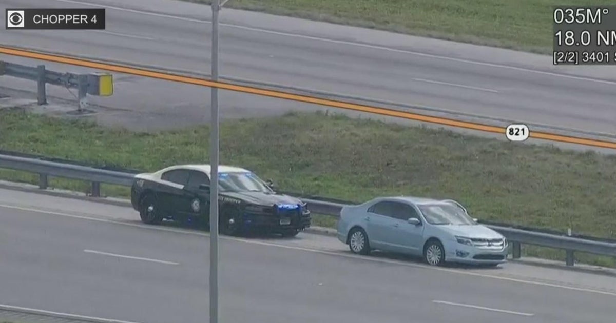 FHP investigating taking pictures on Turnpike in SW Miami-Dade FHP investigating taking pictures on Turnpike in SW Miami-Dade