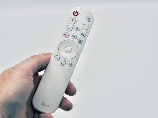 LG Cine Beam Cube portable projector review 