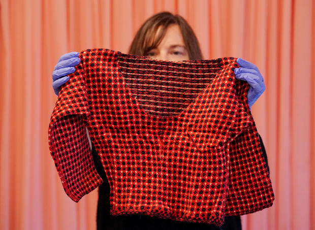 National Archives reveal 200-year-old sweater 