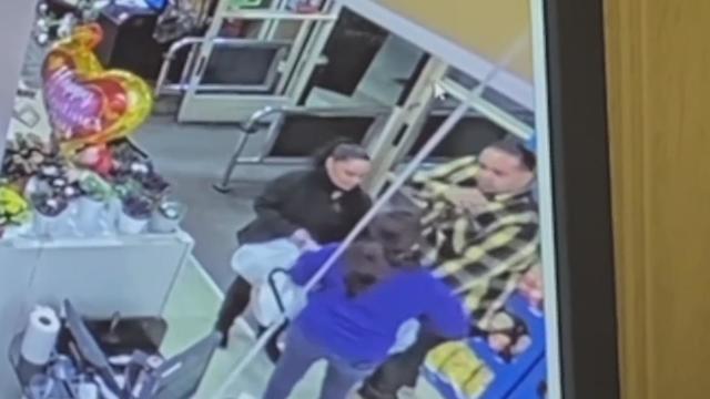 Safeway Employee Stops Shoplifter 