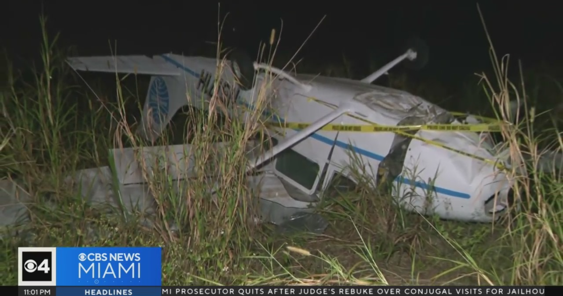 2 people walk away safely from small plane crash in Southwest Miami ...