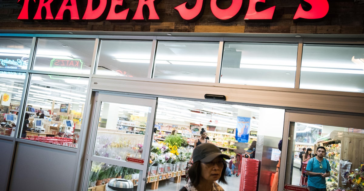 Изключително популярните мини платнени торбички от Trader Joe s се препродават