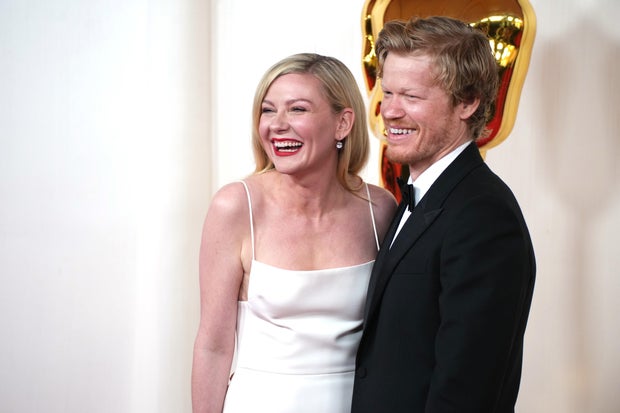 Kirsten Dunst and Jesse Plemons attend the 96th Annual Academy Awards